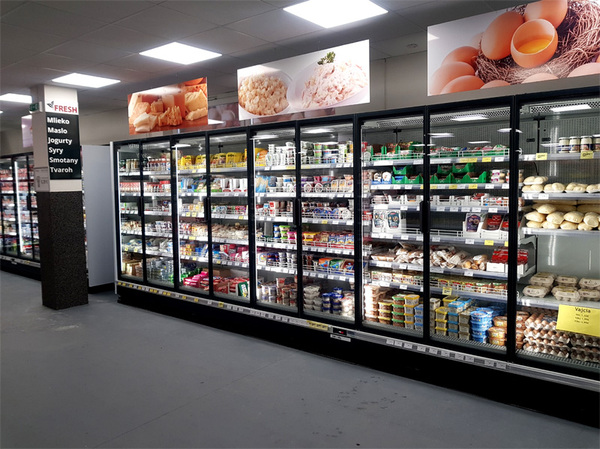 Automatické vypínanie svetiel  vo vitrínach