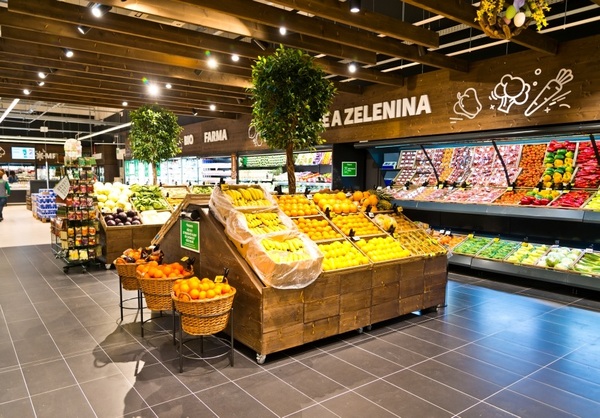 Máte vhodne osvetlenú predajňu?