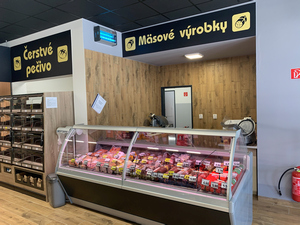 Predajňa potravín 300 m2, Červenica